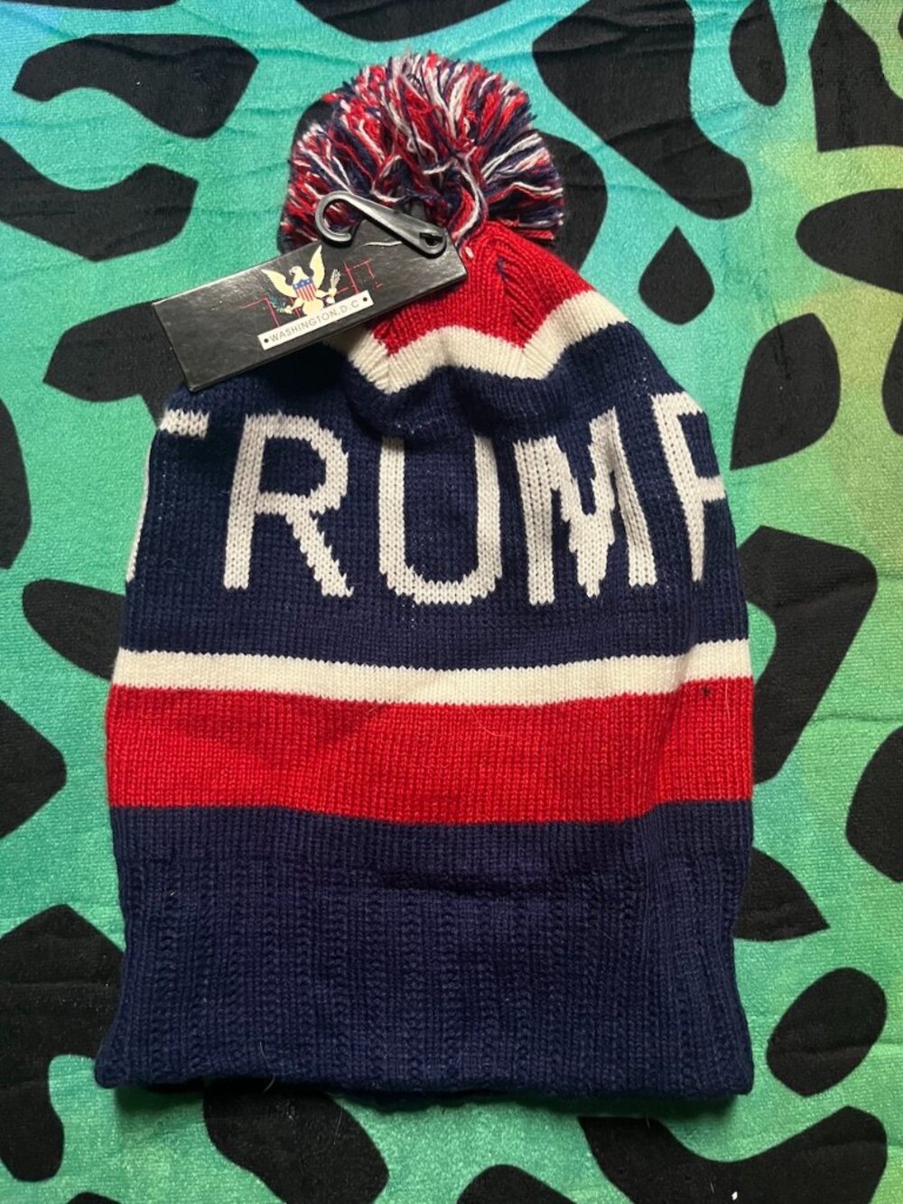 NWT WASHINGTON D.C. RED WHITE AND BLUE TRUMP WINTER BEANIE CAP